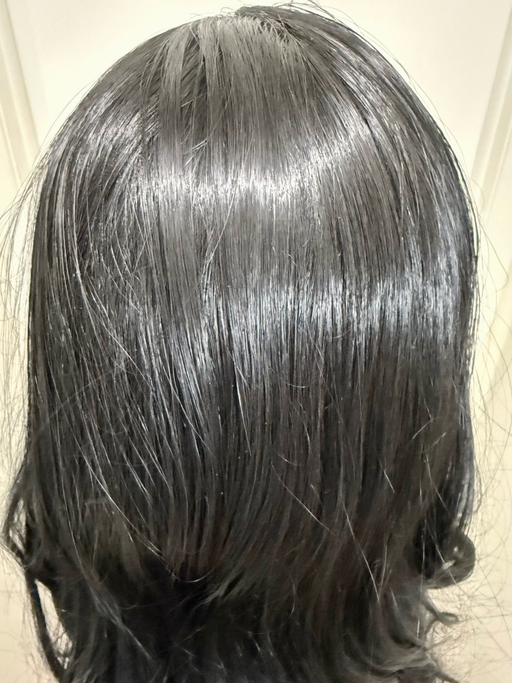 HAIR, 30” Long Layers, Lace Front, Jet Black - Picture 7 of 12